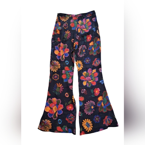 NWT FARM RIO Colorful Floral Flare Pants - Picture 4 of 12